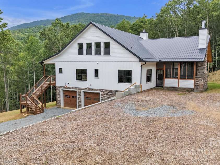 3681 Mulatto Mountain Road, Fleetwood, NC 28626.  MLS# CAR4285114, YatesRealty ID 28640. 