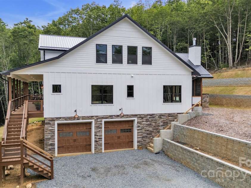 3681 Mulatto Mountain Road, Fleetwood, NC 28626.  MLS# CAR4285114, YatesRealty ID 28640. 