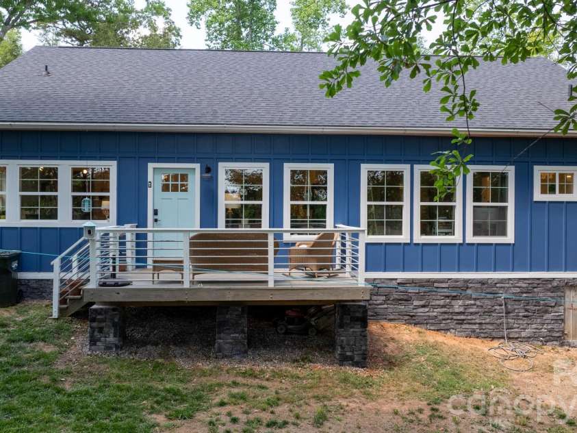 3813 54TH Avenue, Hickory, NC 28601.  MLS# CAR4382273, YatesRealty ID 28641. 