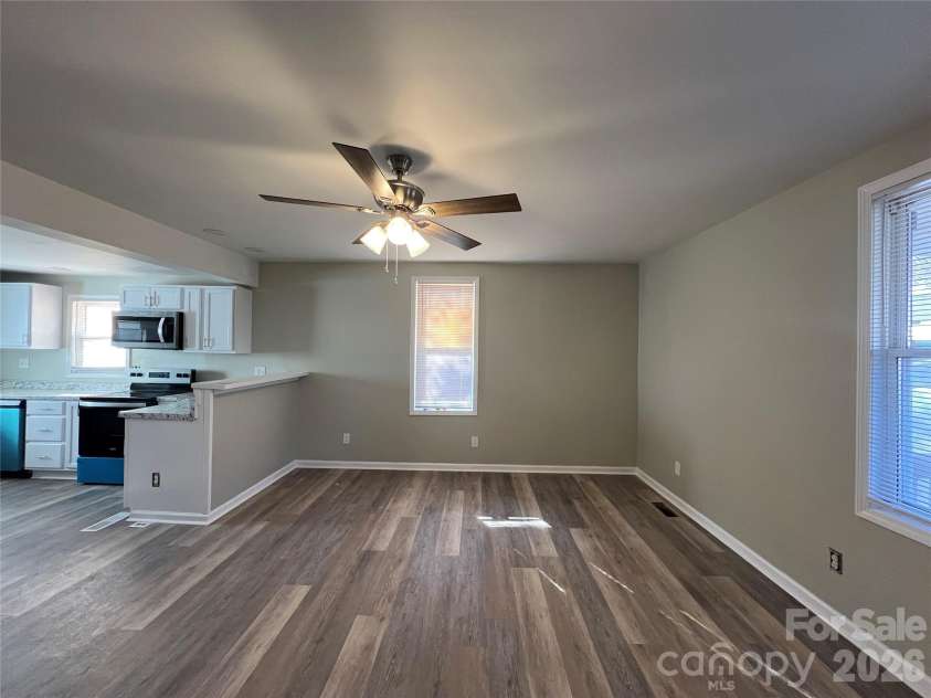112 Van Buren Street, Gaffney, SC 29340.  MLS# CAR4391125, YatesRealty ID 28642. 