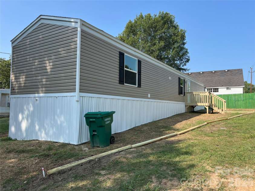 112 Van Buren Street, Gaffney, SC 29340.  MLS# CAR4391125, YatesRealty ID 28642. 