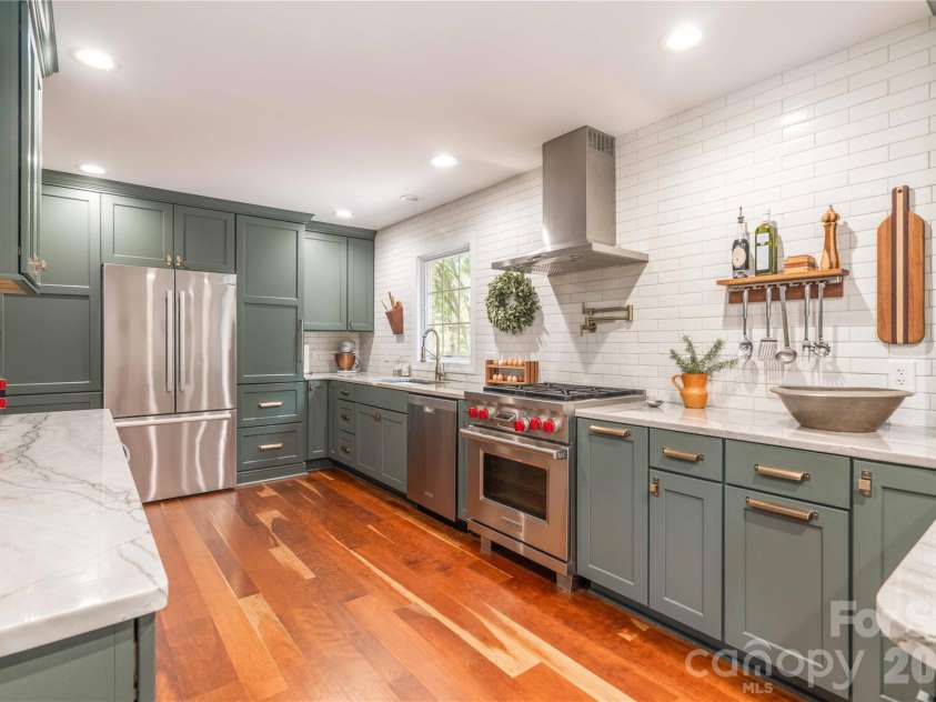 668 Link Road, Lexington, NC 27295.  MLS# CAR4389392, YatesRealty ID 28643. 