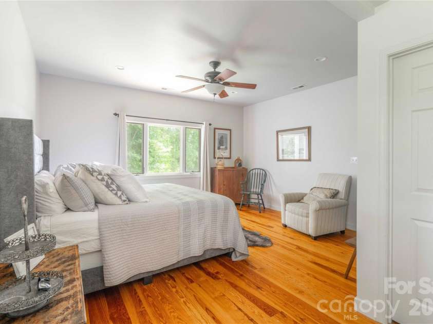 668 Link Road, Lexington, NC 27295.  MLS# CAR4389392, YatesRealty ID 28643. 