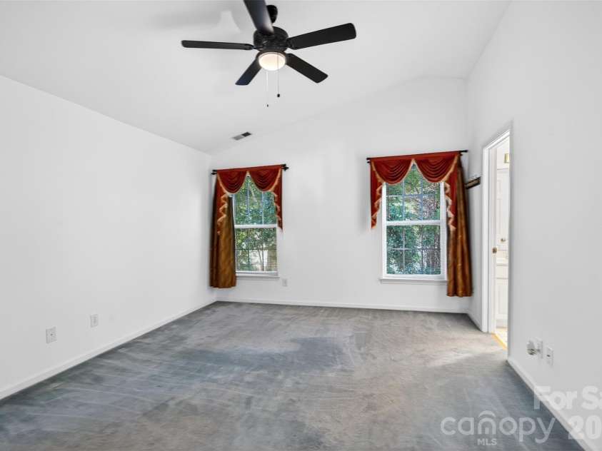 2539 Thornfield Road, Charlotte, NC 28273.  MLS# CAR4388875, YatesRealty ID 28644. 