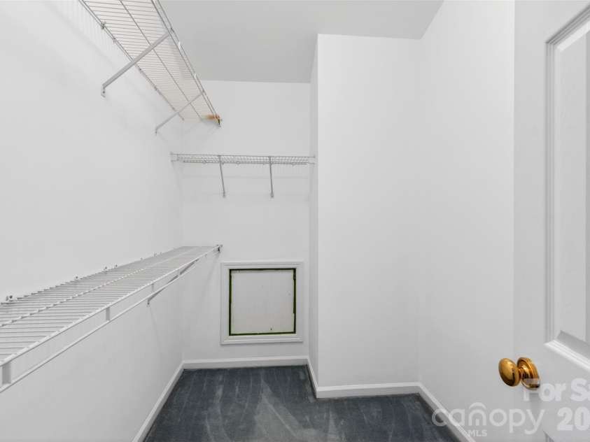 2539 Thornfield Road, Charlotte, NC 28273.  MLS# CAR4388875, YatesRealty ID 28644. 