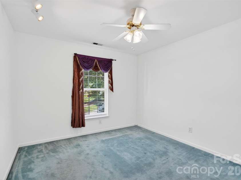 2539 Thornfield Road, Charlotte, NC 28273.  MLS# CAR4388875, YatesRealty ID 28644. 