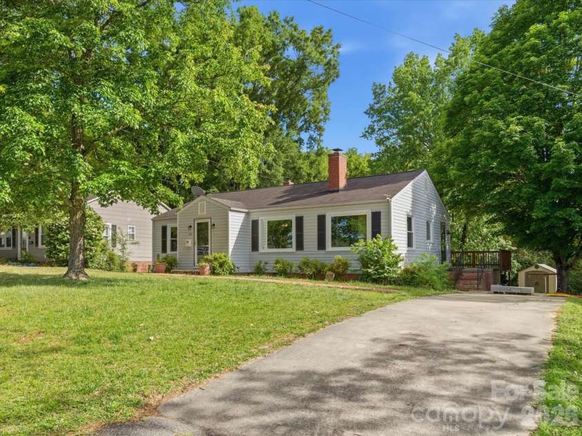620 Normandy Road, Lancaster, SC 29720.  MLS# CAR4380156, YatesRealty ID 28645. 