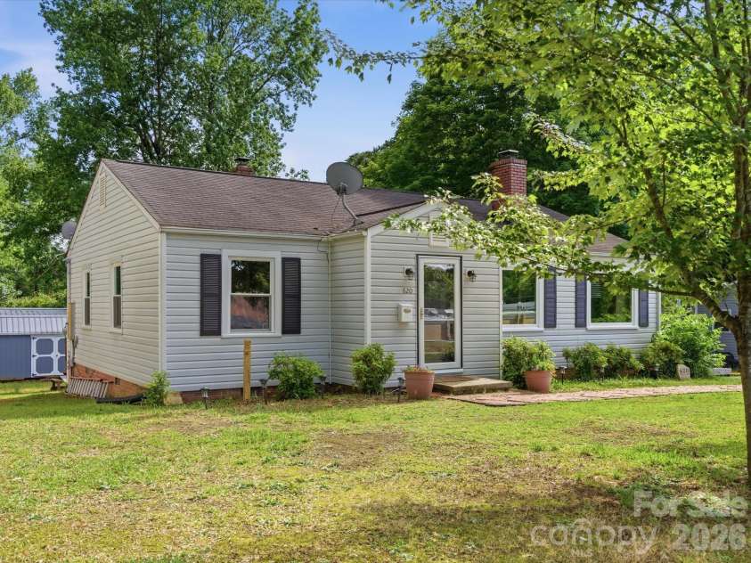 620 Normandy Road, Lancaster, SC 29720.  MLS# CAR4380156, YatesRealty ID 28645. 