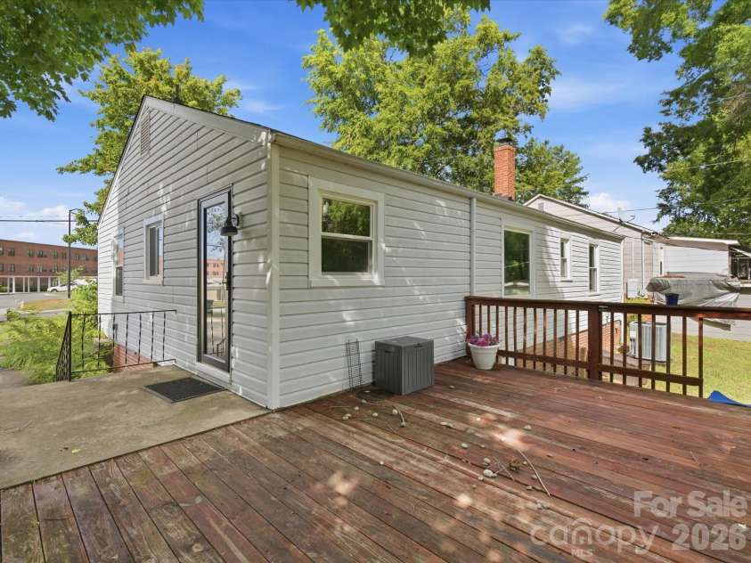 620 Normandy Road, Lancaster, SC 29720.  MLS# CAR4380156, YatesRealty ID 28645. 