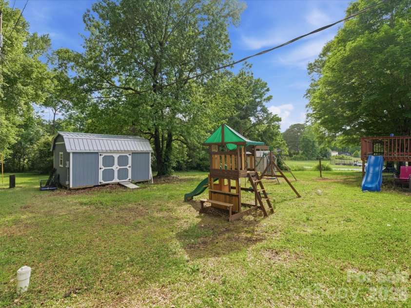 620 Normandy Road, Lancaster, SC 29720.  MLS# CAR4380156, YatesRealty ID 28645. 