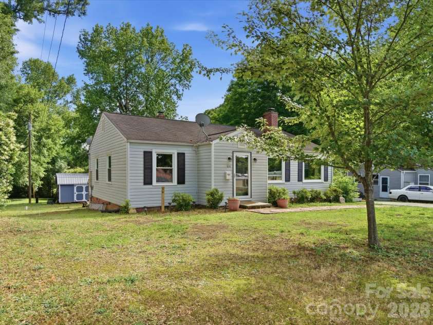 620 Normandy Road, Lancaster, SC 29720.  MLS# CAR4380156, YatesRealty ID 28645. 