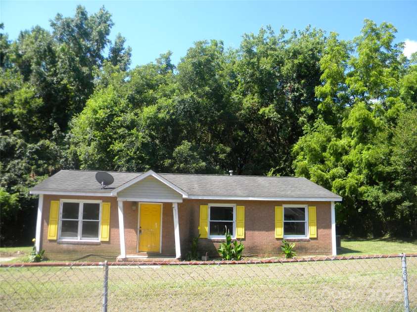 390 Torbush Drive, Salisbury, NC 28144.  MLS# CAR4284924, YatesRealty ID 28647. Brink Ranch