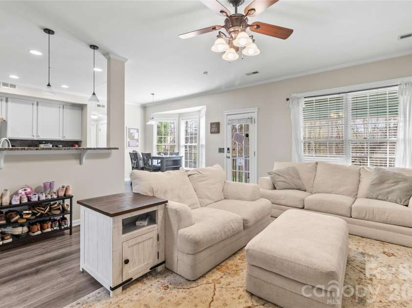 7030 Carrington Pointe Drive, Huntersville, NC 28078.  MLS# CAR4361718, YatesRealty ID 28647. 