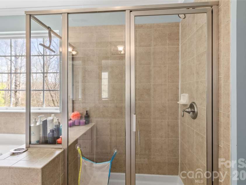 7030 Carrington Pointe Drive, Huntersville, NC 28078.  MLS# CAR4361718, YatesRealty ID 28647. 