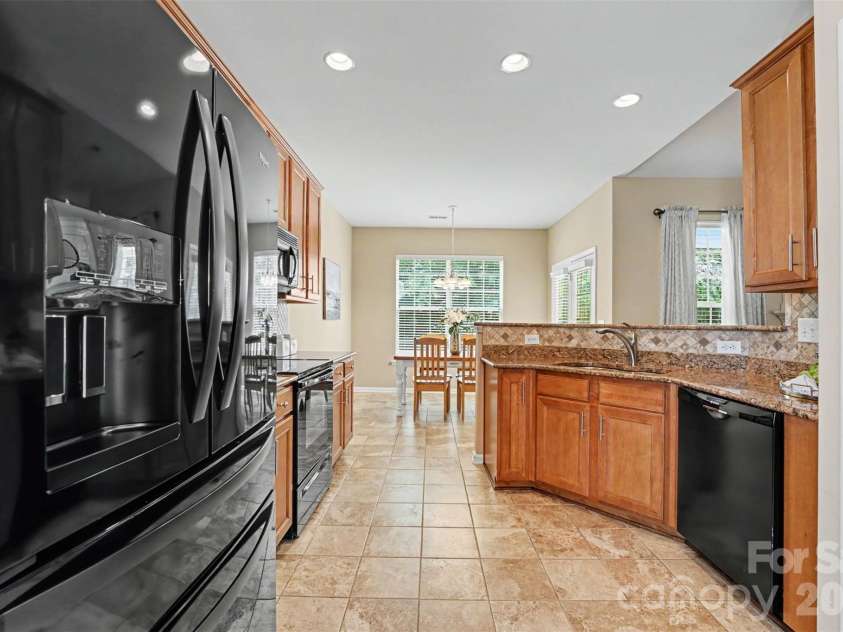 3146 Pine Bluff Way, Fort Mill, SC 29707.  MLS# CAR4385677, YatesRealty ID 28648. 