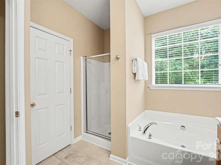 3146 Pine Bluff Way, Fort Mill, SC 29707.  MLS# CAR4385677, YatesRealty ID 28648. 