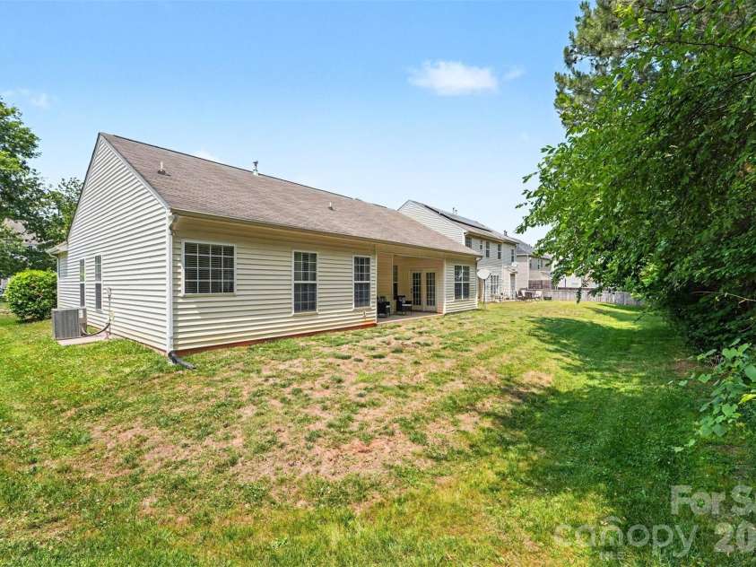 3146 Pine Bluff Way, Fort Mill, SC 29707.  MLS# CAR4385677, YatesRealty ID 28648. 