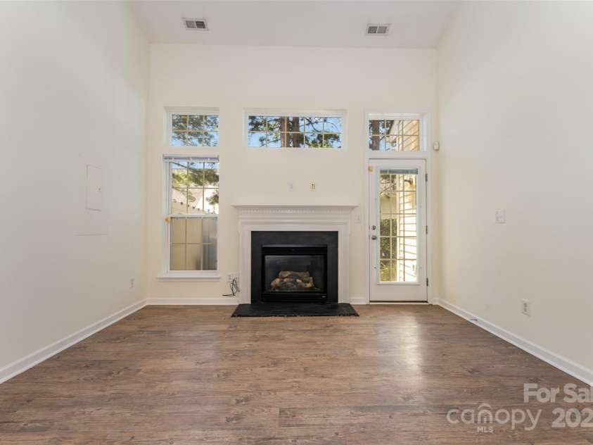 141 Cypress Landing Drive, Mooresville, NC 28117.  MLS# CAR4284259, YatesRealty ID 28649. 