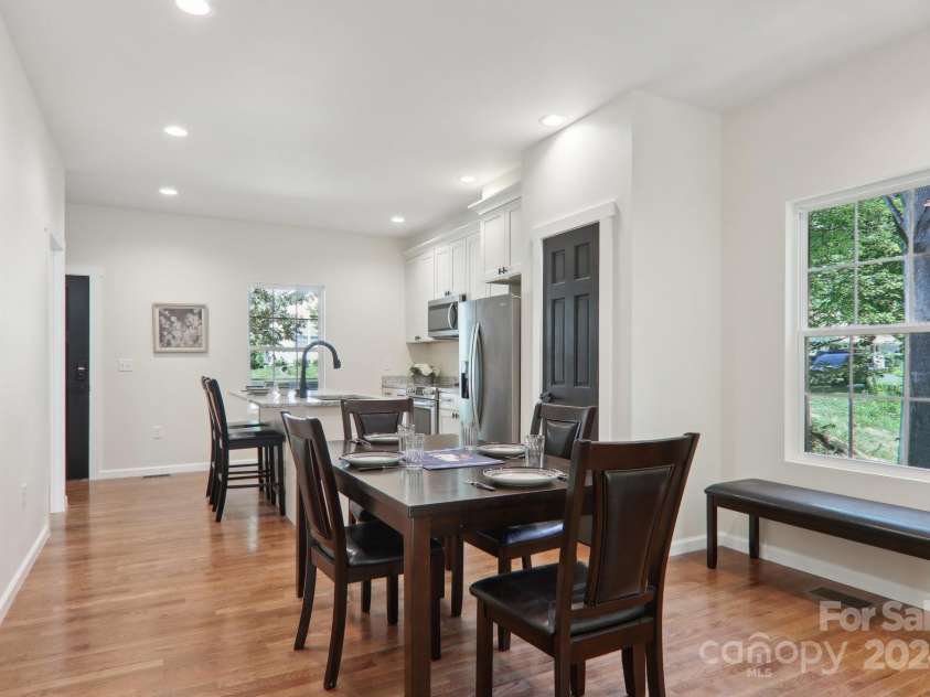 113 Briarcreek Court, Hendersonville, NC 28739.  MLS# CAR4194402, YatesRealty ID 2865. 