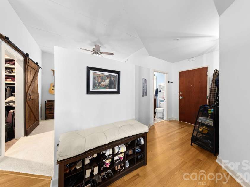 210 Church Street, Charlotte, NC 28202.  MLS# CAR4172260, YatesRealty ID 2865. 