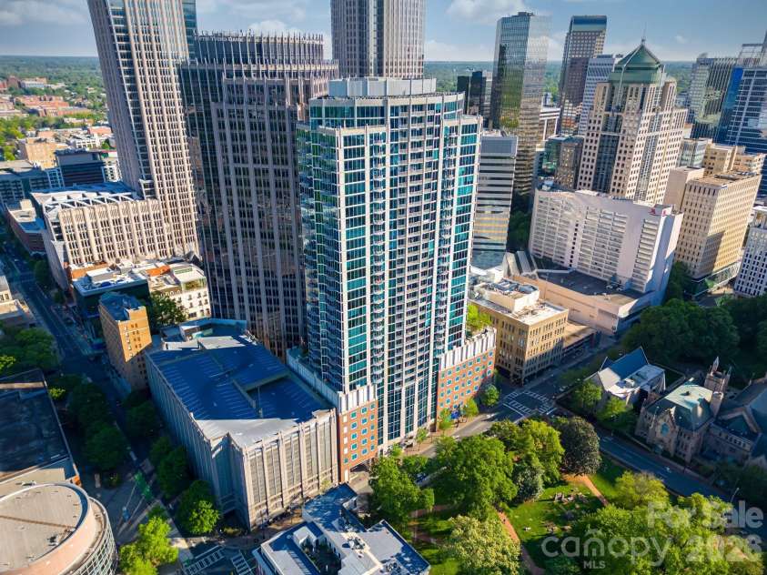 210 Church Street, Charlotte, NC 28202.  MLS# CAR4172260, YatesRealty ID 2865. 