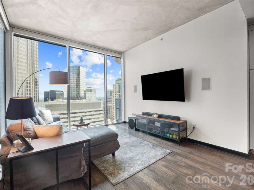 210 Church Street, Charlotte, NC 28202.  MLS# CAR4381484, YatesRealty ID 2865. 