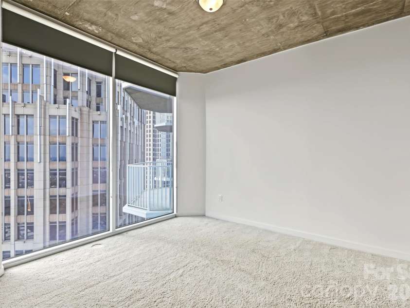 210 Church Street, Charlotte, NC 28202.  MLS# CAR4428306, YatesRealty ID 2865. 