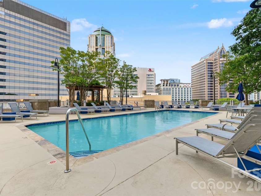 210 Church Street, Charlotte, NC 28202.  MLS# CAR4428306, YatesRealty ID 2865. 