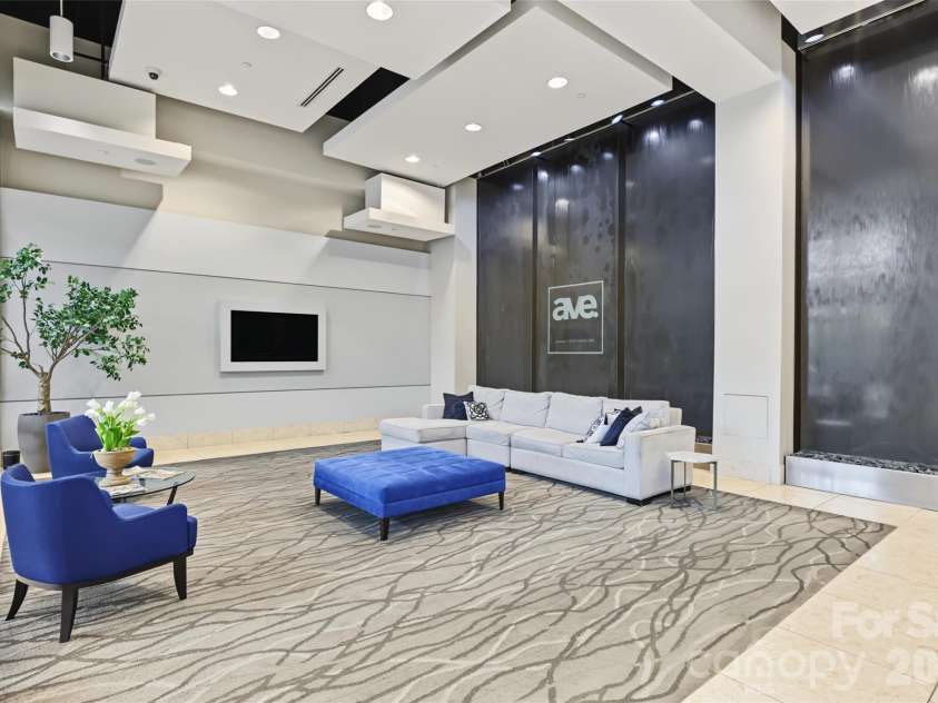 210 Church Street, Charlotte, NC 28202.  MLS# CAR4428306, YatesRealty ID 2865. 