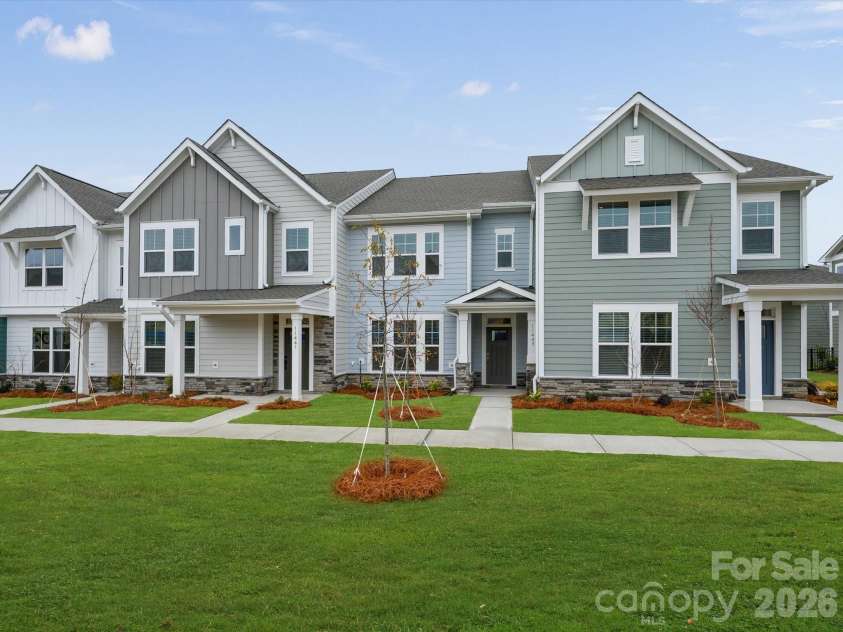11443 Prosperity Church Road, Huntersville, NC 28078.  MLS# CAR4285758, YatesRealty ID 28651. 