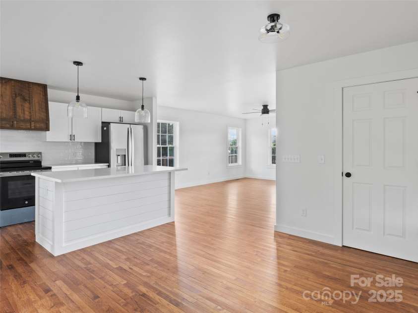 111 Dawn Drive, Waynesville, NC 28786.  MLS# CAR4286235, YatesRealty ID 28652. 