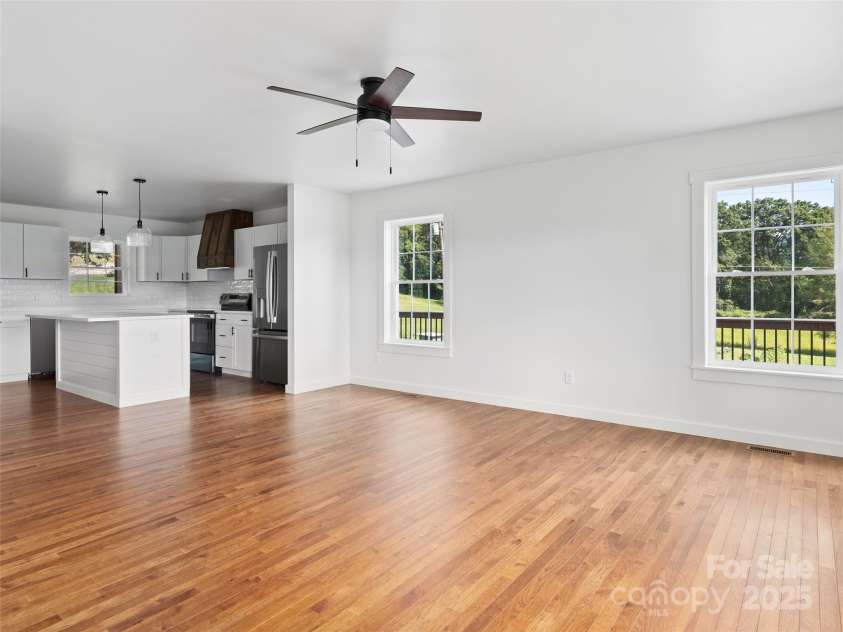 111 Dawn Drive, Waynesville, NC 28786.  MLS# CAR4286235, YatesRealty ID 28652. 