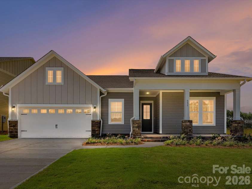 552 Cape Cod Way, Rock Hill, SC 29732.  MLS# CAR4380228, YatesRealty ID 28653. 