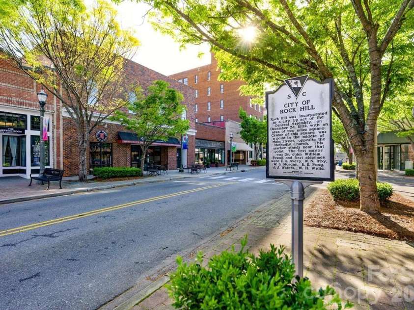 552 Cape Cod Way, Rock Hill, SC 29732.  MLS# CAR4380228, YatesRealty ID 28653. Minutes away from historic downtown Rock Hill