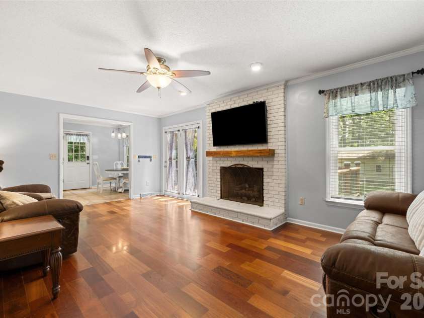 1333 Rabbit Run Road, York, SC 29745.  MLS# CAR4385015, YatesRealty ID 28654. 