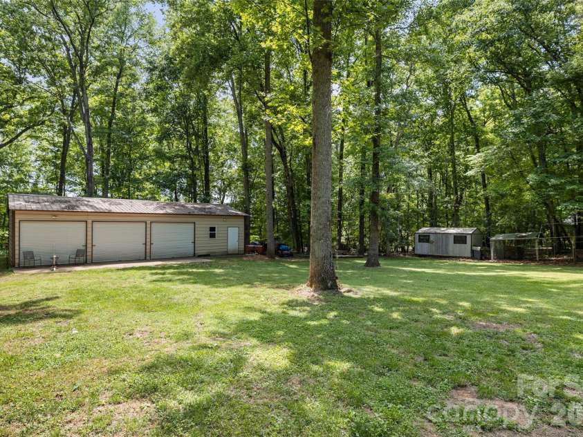 1333 Rabbit Run Road, York, SC 29745.  MLS# CAR4385015, YatesRealty ID 28654. 