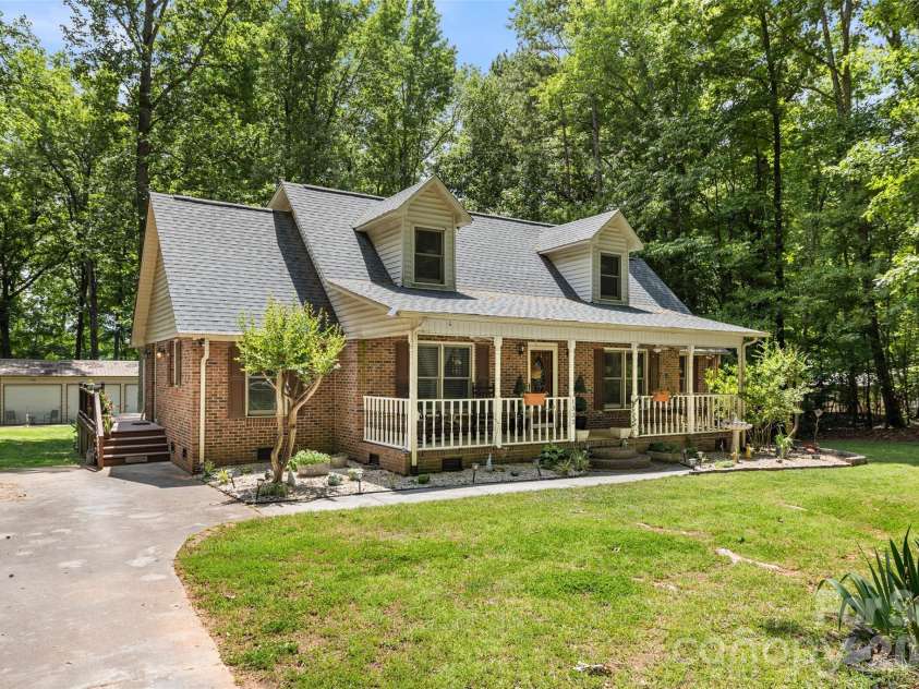 1333 Rabbit Run Road, York, SC 29745.  MLS# CAR4385015, YatesRealty ID 28654. 
