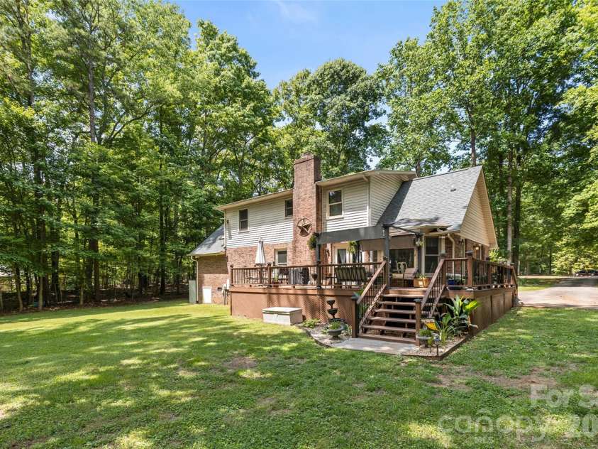 1333 Rabbit Run Road, York, SC 29745.  MLS# CAR4385015, YatesRealty ID 28654. 