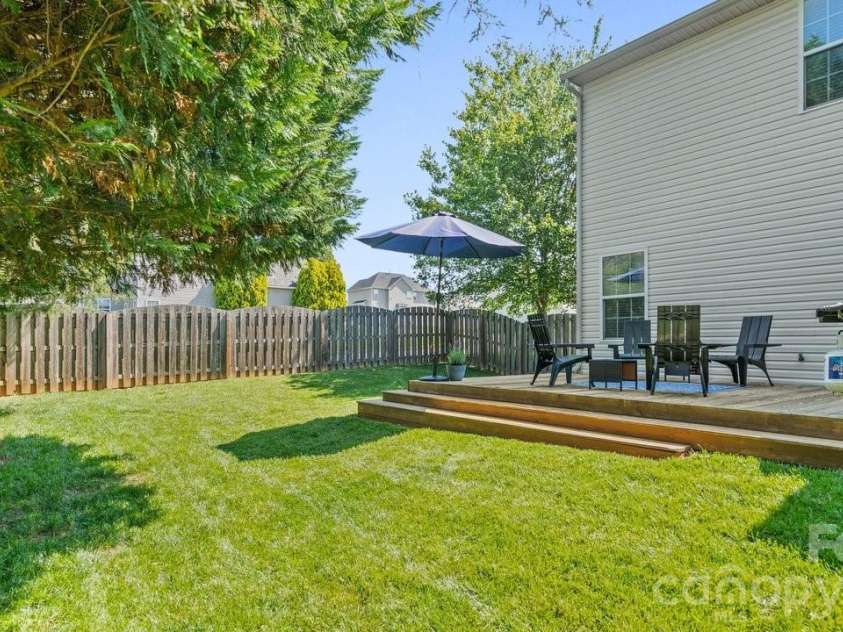 208 Glenn Allen Road, Mooresville, NC 28115.  MLS# CAR4388043, YatesRealty ID 28655. 