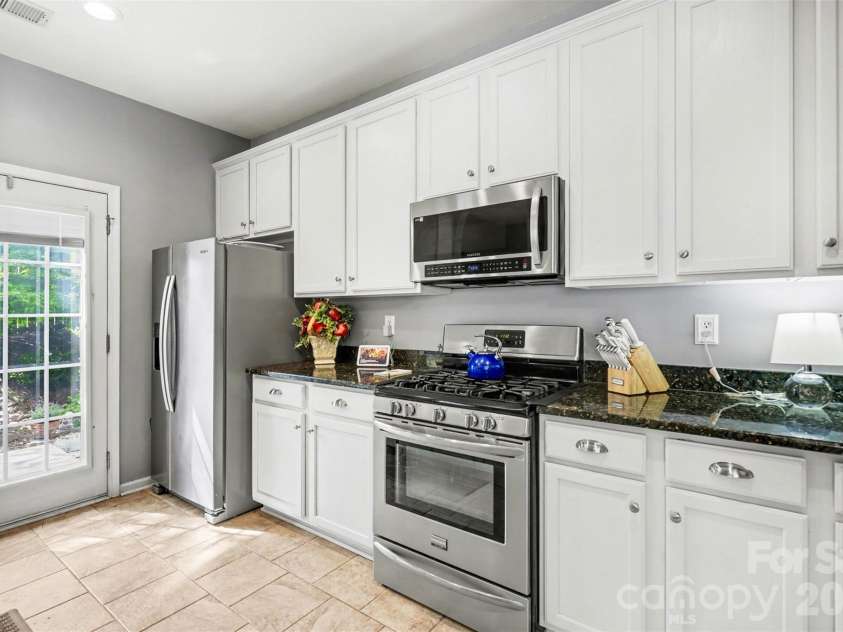 2103 Midnight Blue Lane, Fort Mill, SC 29708.  MLS# CAR4366959, YatesRealty ID 28656. 