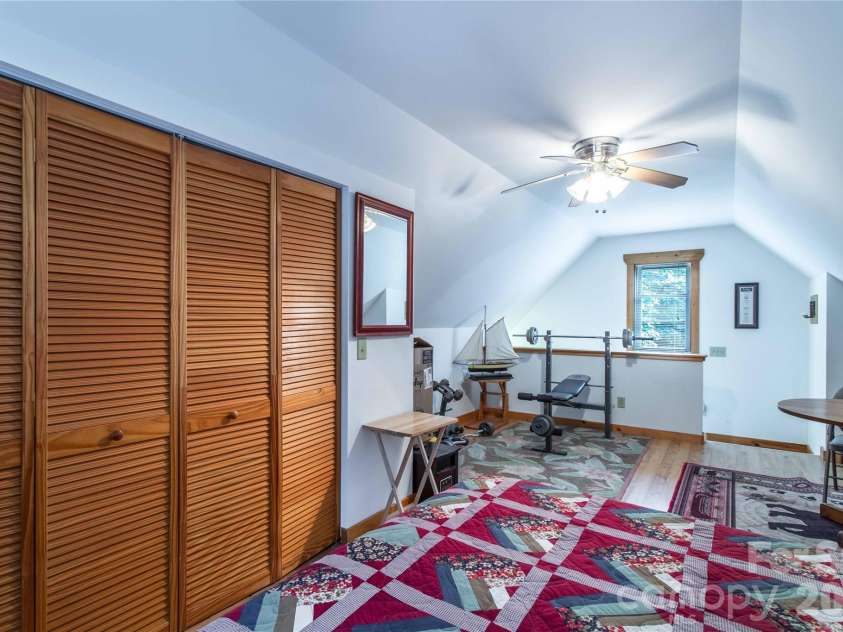 762 Willow Lakes Drive, Rutherfordton, NC 28139.  MLS# CAR4389394, YatesRealty ID 28657. Bonus room #2