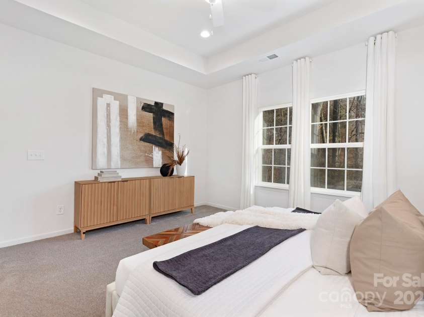 200 Horseman Drive, Gastonia, NC 28056.  MLS# CAR4285484, YatesRealty ID 28658. Representation