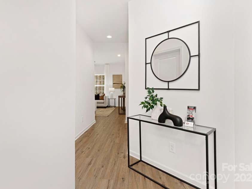 200 Horseman Drive, Gastonia, NC 28056.  MLS# CAR4285484, YatesRealty ID 28658. Representation