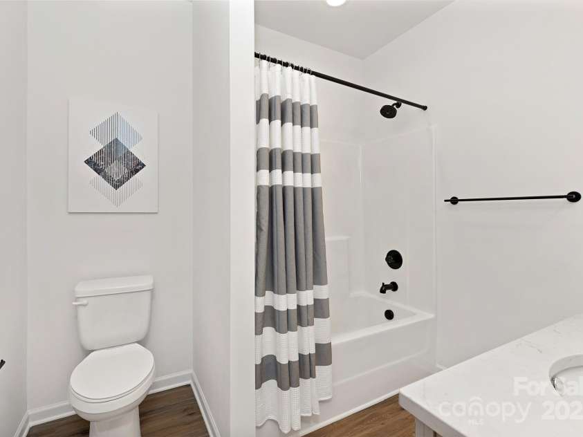 200 Horseman Drive, Gastonia, NC 28056.  MLS# CAR4285484, YatesRealty ID 28658. Representation