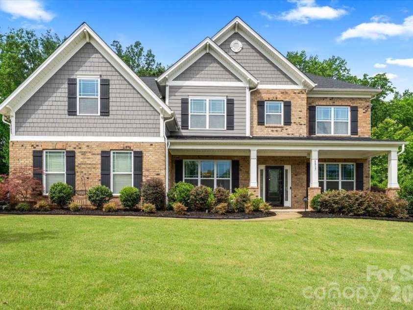 8817 Auburn Whisper Lane, Mint Hill, NC 28227.  MLS# CAR4381085, YatesRealty ID 28658. 