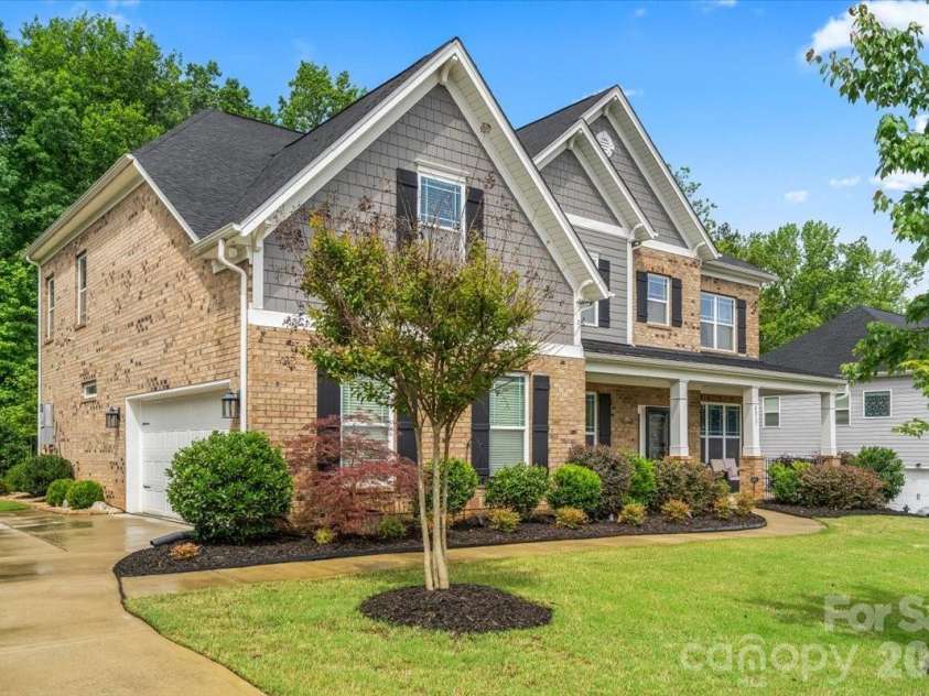 8817 Auburn Whisper Lane, Mint Hill, NC 28227.  MLS# CAR4381085, YatesRealty ID 28658. 