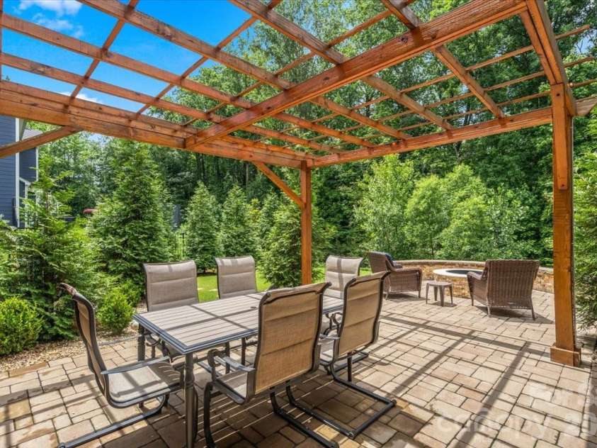 8817 Auburn Whisper Lane, Mint Hill, NC 28227.  MLS# CAR4381085, YatesRealty ID 28658. 