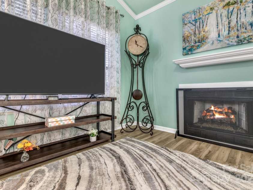 121 Cimarron Drive, Asheville, NC 28803.  MLS# CAR4323106, YatesRealty ID 2866. 