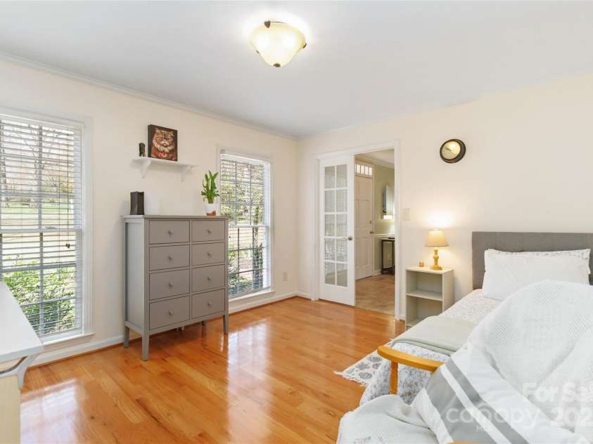 601 Highland Forest Drive, Charlotte, NC 28270.  MLS# CAR4233276, YatesRealty ID 2866. 1st floor flex room.