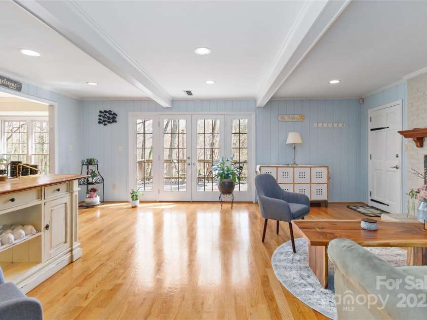 601 Highland Forest Drive, Charlotte, NC 28270.  MLS# CAR4233276, YatesRealty ID 2866. 